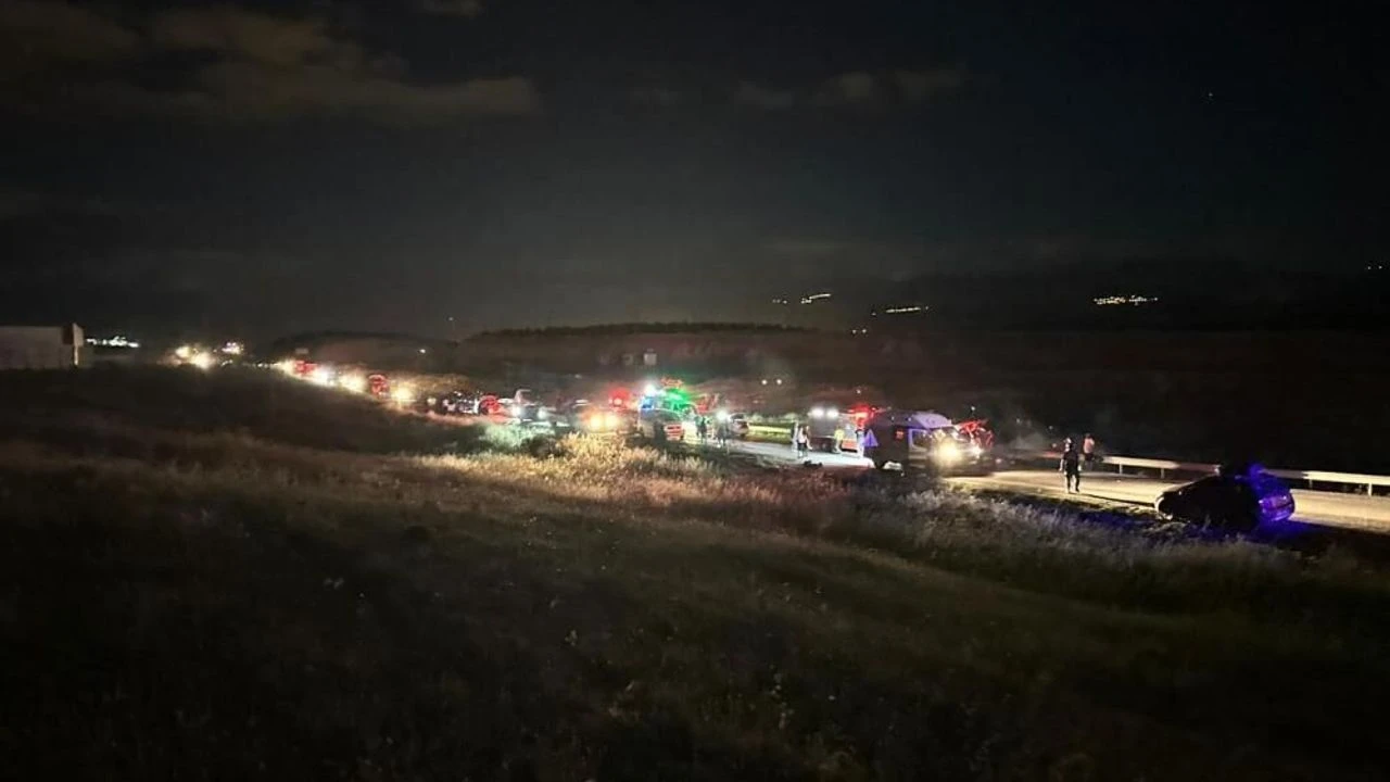 Mersin’de Feci Zincirleme Kaza 1 Kişi Hayatını Kaybetti 5 Yaralı