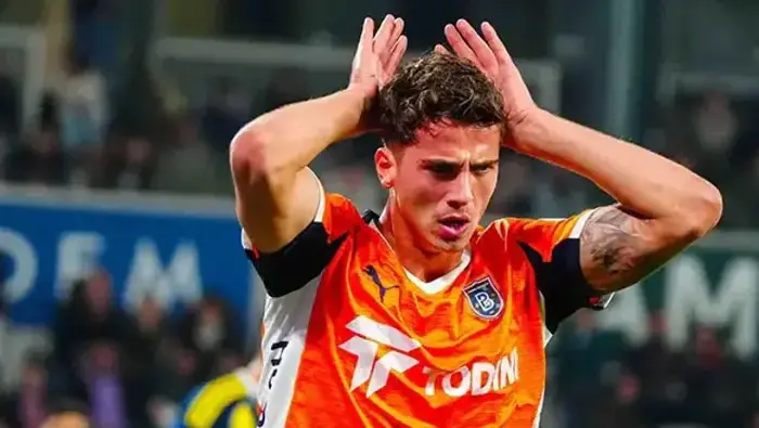 Galatasaray Forvet Transferinde Deniz Gül İçin Harekete Geçti
