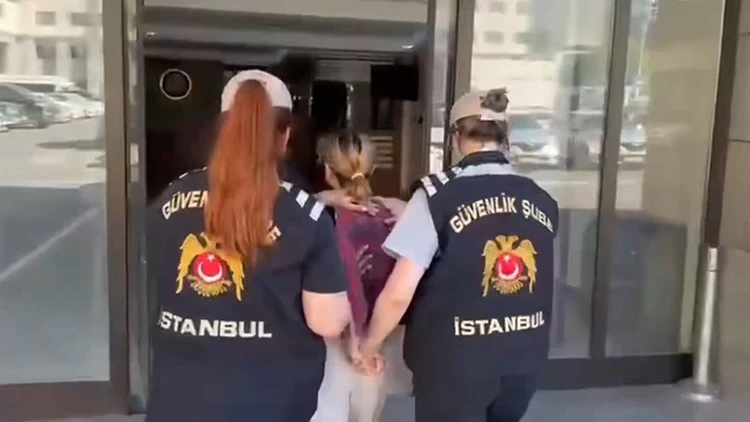 Başörtülü Kadınlara Yönelik Sözleri Tepki Çekmişti! Şüpheli Hakimlik Karşısına Çıkıyor
