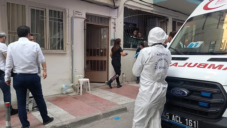 Manisa'da Şüpheli Ölüm: Genç Kadının Cansız Bedeni Evinde Bulundu