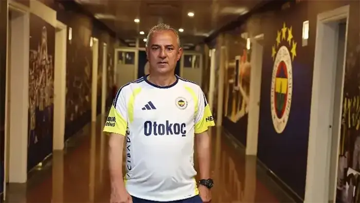 Fenerbahçe'de Forvet Gündemi Değişti! İsmail Kartal'ın İstediği İsim Ortaya Atıldı