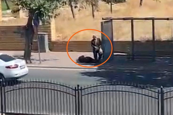 Şanlıurfa'da Uzaklaştırma Kararı Bulunan Kişi Eşini Otobüs Durağında Vurdu