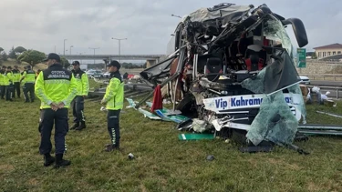 Bolu'da Yolcu Otobüsü Kaza Yaptı: 5 Kişinin Durumu Ağır, 15 Yaralı