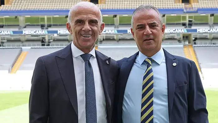 Kerem Aktürkoğlu Geleceğiyle İlgili Kararını Verdi: Fenerbahçe'de Yola Devam