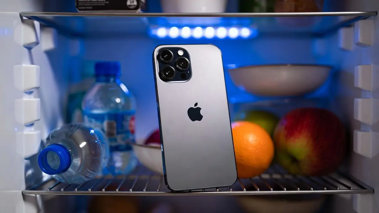 Uzmanlardan Kritik Uyarı! Isınan Telefonu Buzdolabına Koymayın