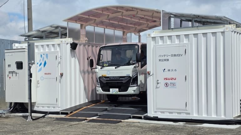 Isuzu’dan Elektrikli Araçlarda 3 Dakikalık Hamle: Batarya Değiştirip Yola Devam Edecek