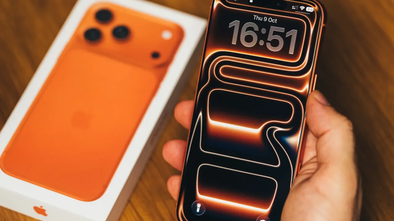 iPhone 18 Pro Max İçin Fiyat İddiası: Apple Ekran Maliyetini Düşürüyor