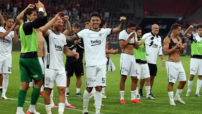 Beşiktaş Avrupa'da Yoluna Devam Ediyor! Midtjylland Galibiyeti Sonrası Dikkat Çeken Yorumlar