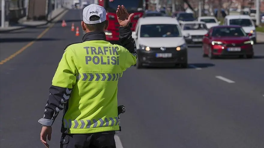 İstanbul'da 3-5 Ağustos'ta Gece Trafik Düzenlemesi: Kapatılacak Yollar Açıklandı