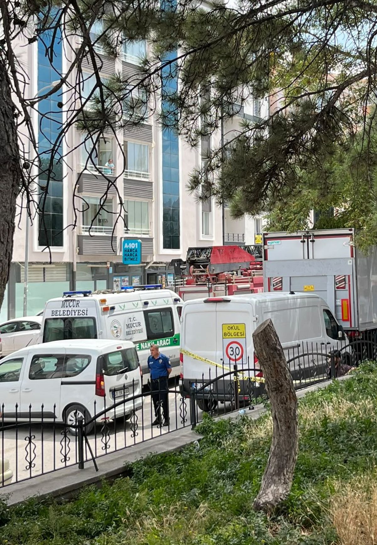 Kırşehir'de Feci İş Kazası: Kamyon Rampasının Altında Kalan Genç Sürücü Hayatını Kaybetti