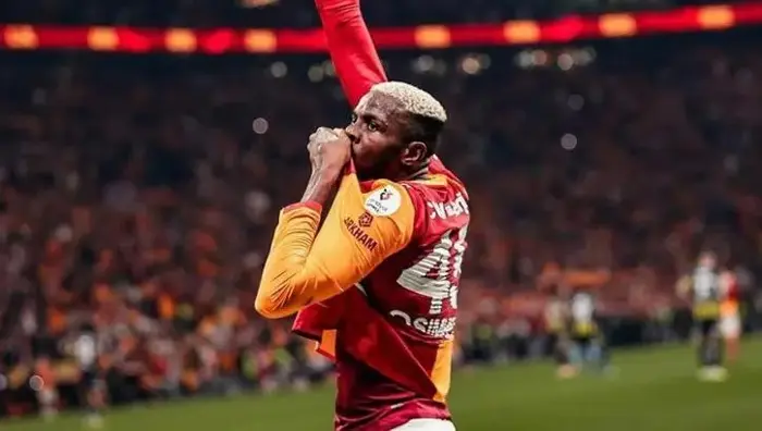 Galatasaray'a Yıldızları İçin Dev Teklif İddiası! Osimhen, Singo Ve Davinson İçin Karar Verildi
