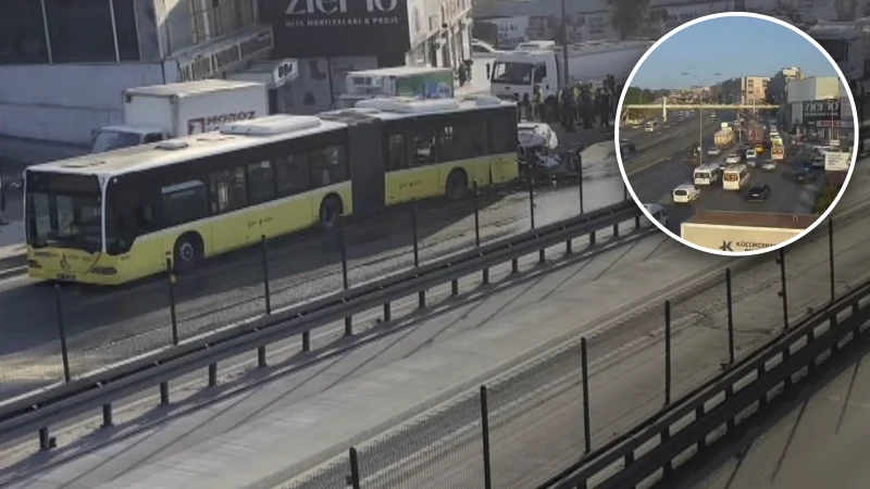 İstanbul'da Feci Kaza! İETT Otobüsüne Çarpan Otomobilde 3 Kişi Hayatını Kaybetti