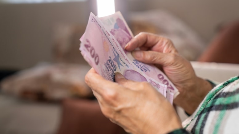 Emekli Maaşlarından Kesinti Yapılacak Mı?