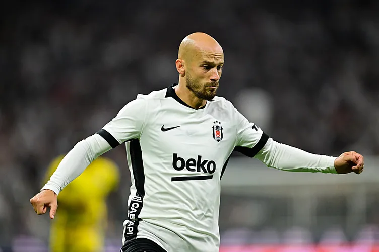 Beşiktaş Eyüpspor’u Devirdi: Spor Yazarlarından Italiano Ve Hakem Yorumu