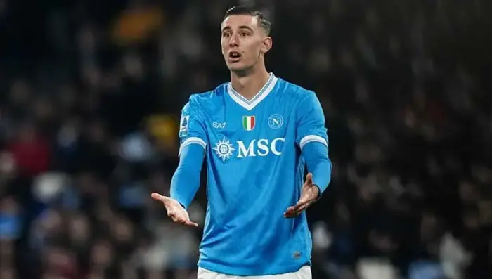 Trabzonspor’da Forvet İçin Lorenzo Lucca Hamlesi! Napoli’nin Kararı Bekleniyor