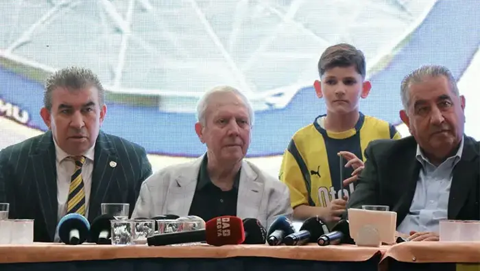 Fenerbahçe Yusuf Akçiçek Transferinde Sona Yaklaştı: Görüşmelerde Tek Engel Maaş