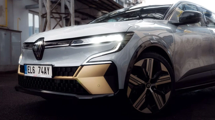 Renault 5 E-Tech Güncellendi: Menzil 430 Kilometreye Çıktı, Gemini Desteği Geldi