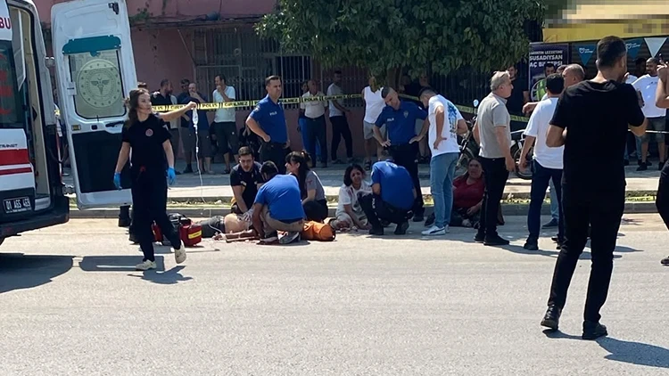 Adana Adliyesi Yakınında Silahlı Kavga: Cebrail Timi Hayatını Kaybetti, 7 Kişi Yaralandı