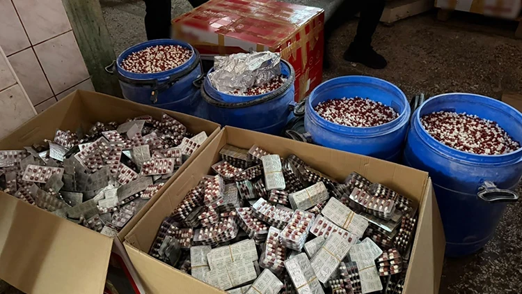 Mersin’de Fırına Uyuşturucu Operasyonu: 1 Milyon 758 Bin Hap Ele Geçirildi