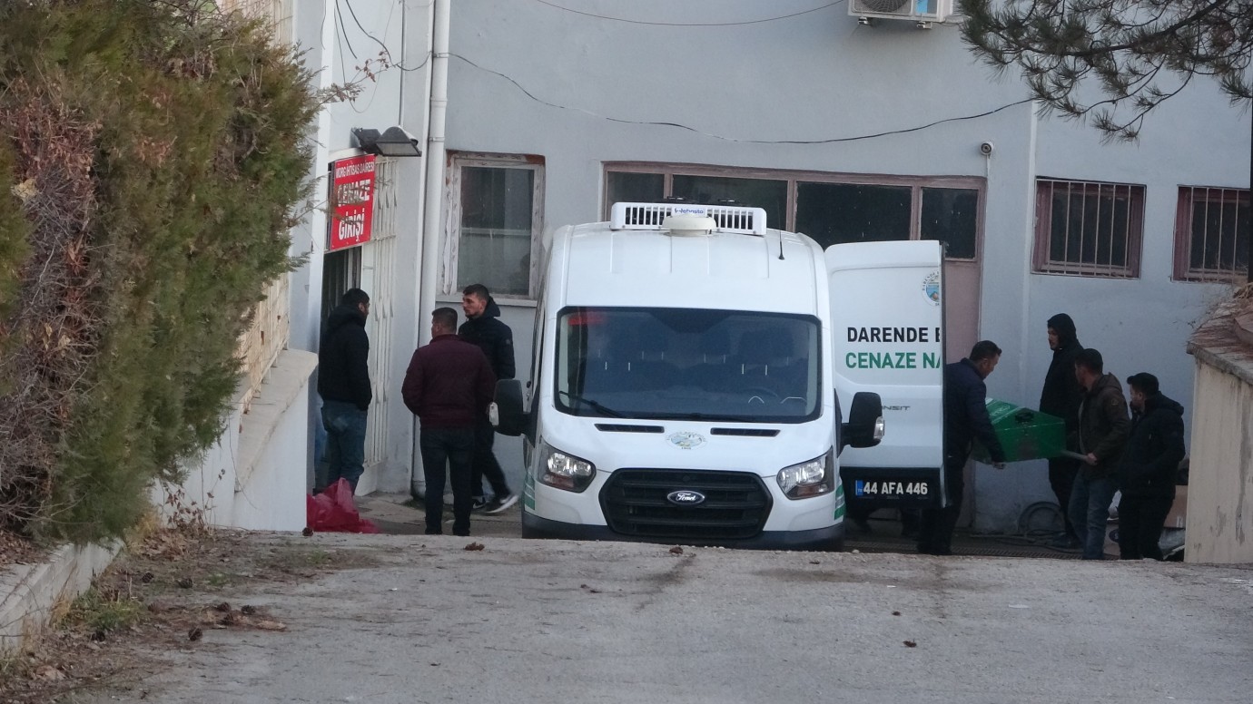 Malatya Darende'de Cinayet: 83 Yaşındaki Kadın Akrabası Tarafından Öldürüldü