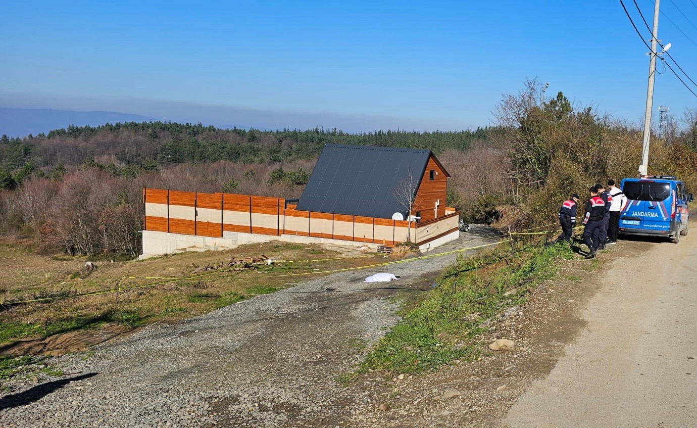 Sapanca’da Emekli Polis Kardeşini Vurarak Öldürdü