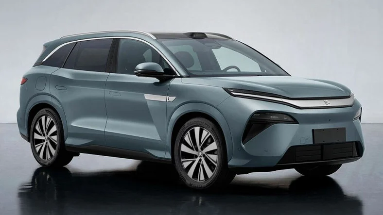 BYD Otoritenizi Sarsacak Yeni Canavarları Tanıttı! Han L ve Tang L İle Geleceğe Adım Attırıyor!