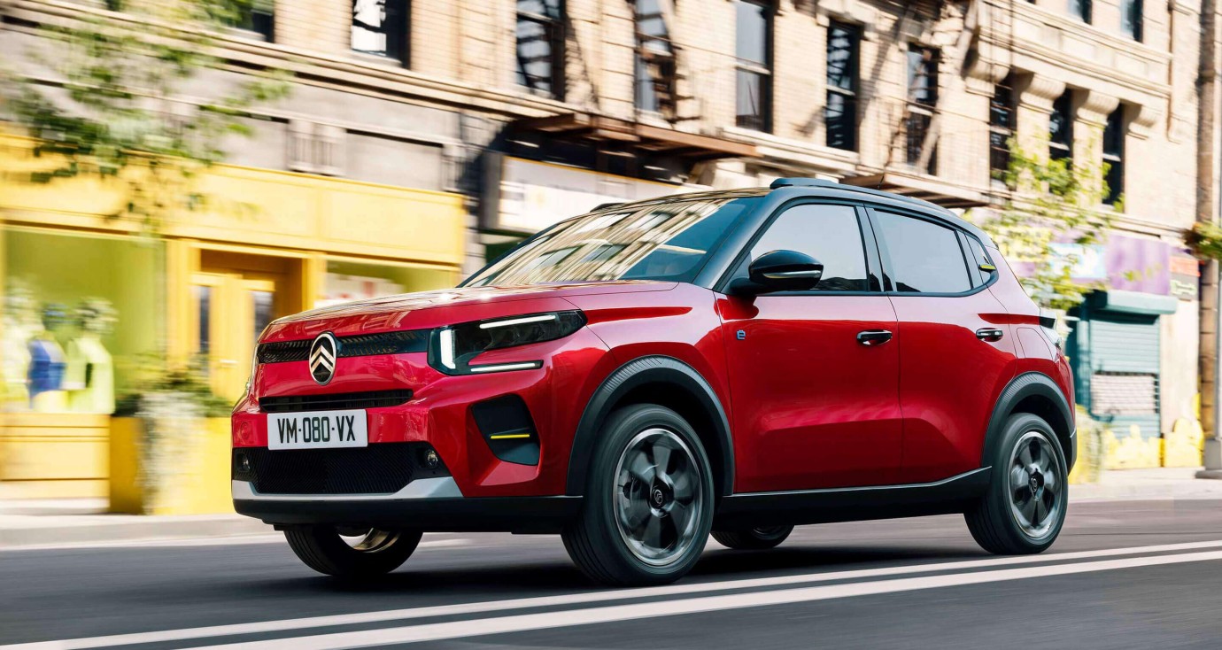 Yeni Citroen C3 Türkiye'de Yola Çıkıyor! Elektrikli ve Hibrit Seçenekleriyle Sürüş Konforunu Zirveye Taşıyor!