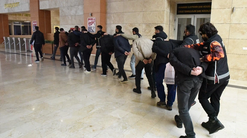 92 Milyonluk Tefecilik Çetesi Çökertildi! 92 Milyonluk Tefecilik Çetesi Çökertildi!