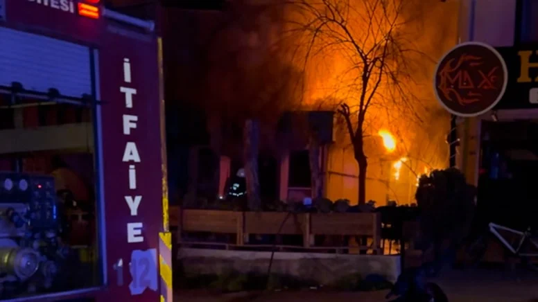 Jeneratör Alev Aldı, Market Küle Döndü! Osmaniye’de Korkutan Yangın