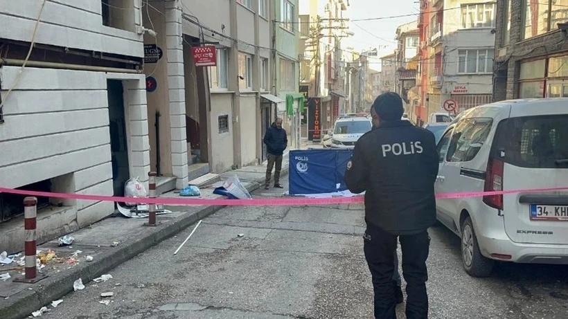 8. Kattan Düşen 22 Yaşındaki Seher Temel Hayatını Kaybetti! 8. Kattan Düşen 22 Yaşındaki Seher Temel Hayatını Kaybetti!