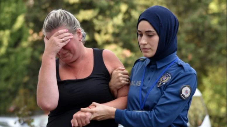 Yeni Doğan Bebeğini Klozete Bırakan Kadına Mahkemeden Ağır Ceza!