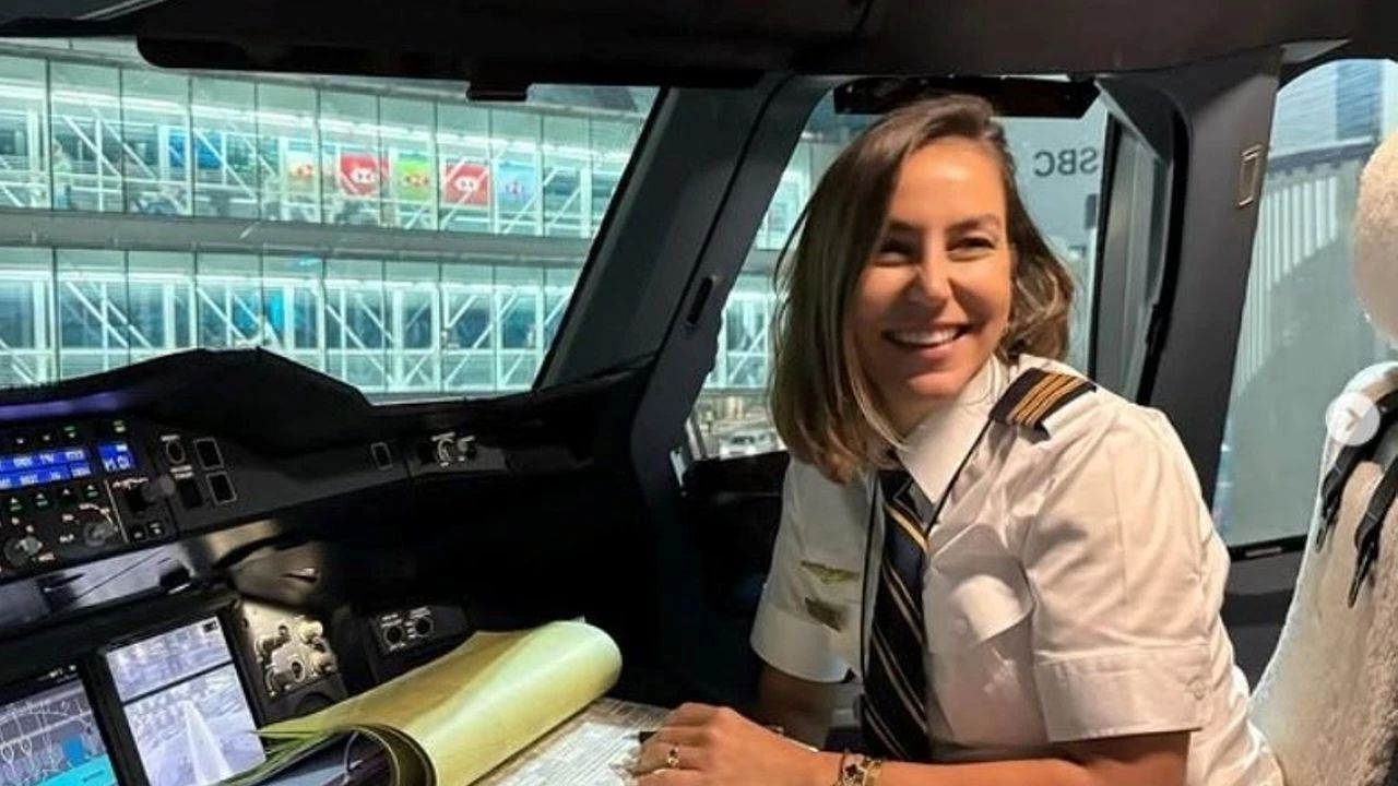 Dünya’nın En Büyük Yolcu Uçağının Kaptan Koltuğunda İlk Türk Kadın Pilot: Gökçe Kübra Yıldırım Kimdir