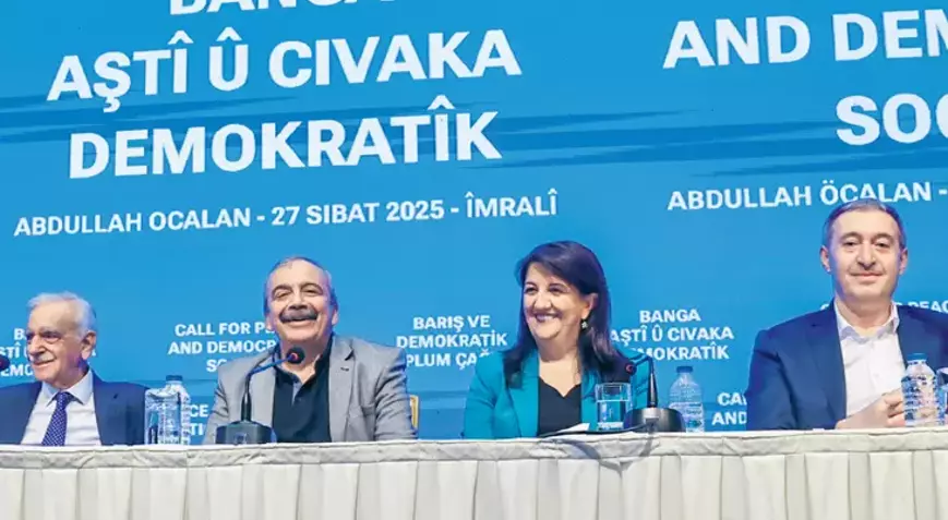 Silahlar Bırakılıyor mu? Türkiye’de Terörsüz Yeni Bir Dönem Başlıyor! Silahlar Bırakılıyor mu? Türkiye’de Terörsüz Yeni Bir Dönem Başlıyor!