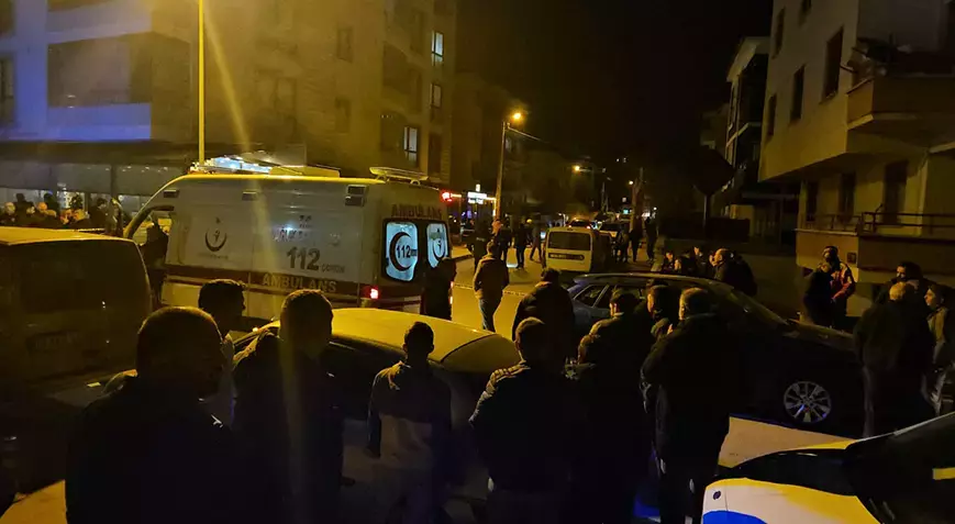 Çorum’da Çay Ocağına Silahlı Saldırı! 2’si Ağır 5 Kişi Yaralandı