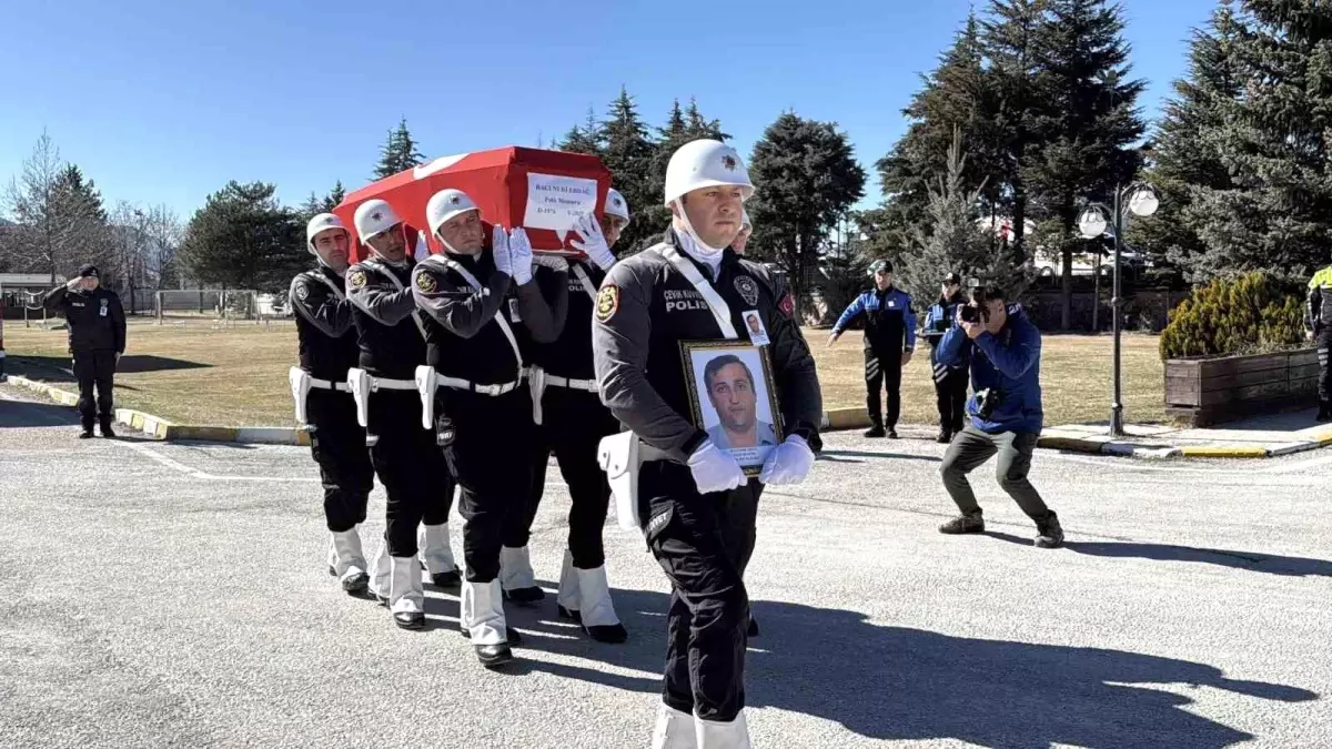 Beyin Kanaması Geçiren Polis Memuru Hacı Nuri Erdağ İçin Tören Düzenlendi