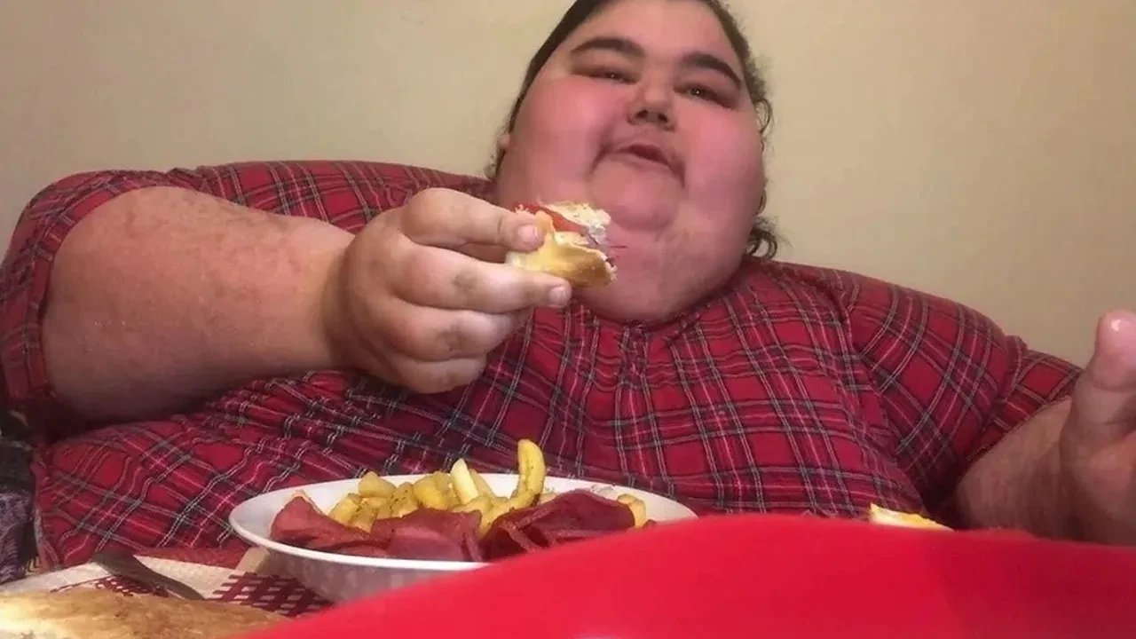 Efecan Kültür Hayatını Kaybetti! Mukbang Akımı Nedir? Efecan Kültür Neden Öldü