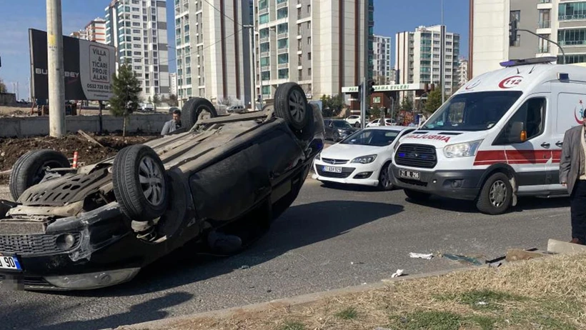 Diyarbakır’da Virajı Alamayan Otomobil Takla Attı: 3’ü Çocuk 6 Yaralı