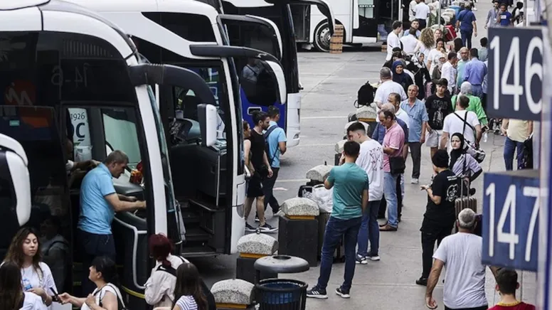 Bayram Öncesi Otobüs Biletlerinde Ailelere %40’a Varan İndirim Bayram Öncesi Otobüs Biletlerinde Ailelere %40’a Varan İndirim