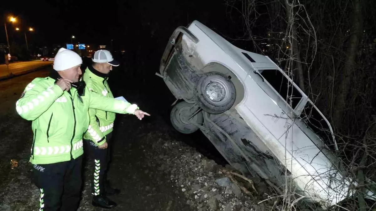 Samsun'da Kontrolden Çıkan Otomobil Kazaya Neden Oldu: 1 Yaralı