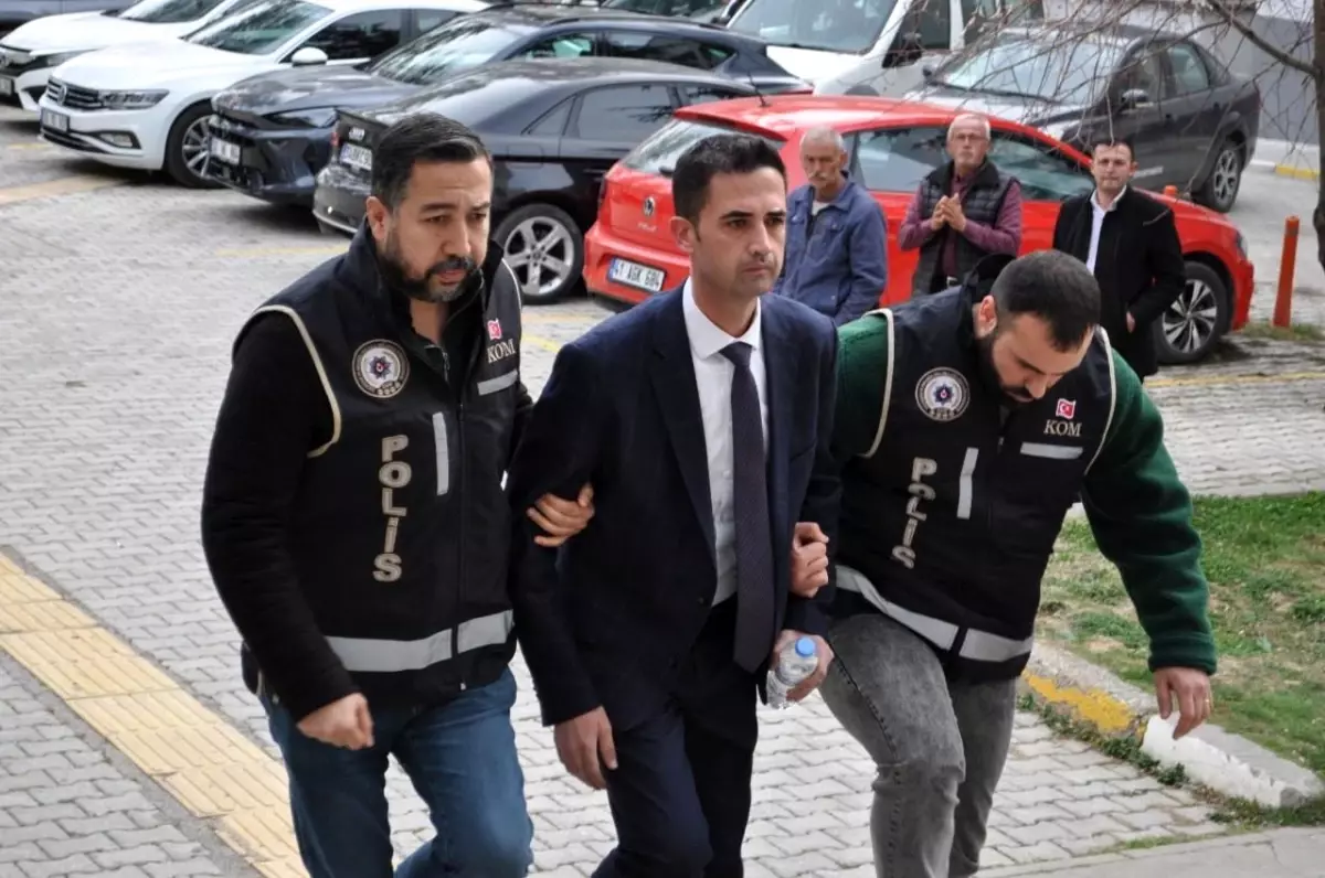 Isparta’da Belediye Başkanına Gözaltı Şoku! Adliyeye Sevk Edildi