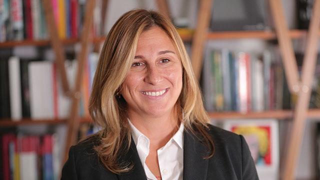 Ebru Özdemir Eşi Kimdir?
