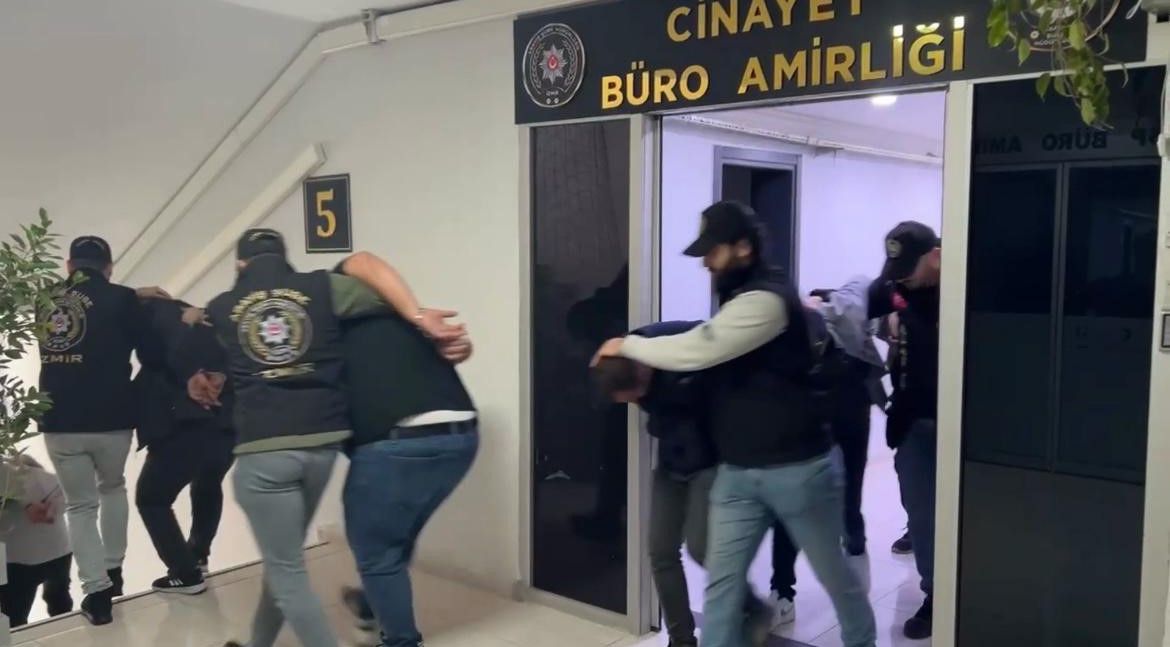 İzmir'de Silahlı Kavga Urla’yı Sarstı: 3 Ölü, 7 Tutuklama