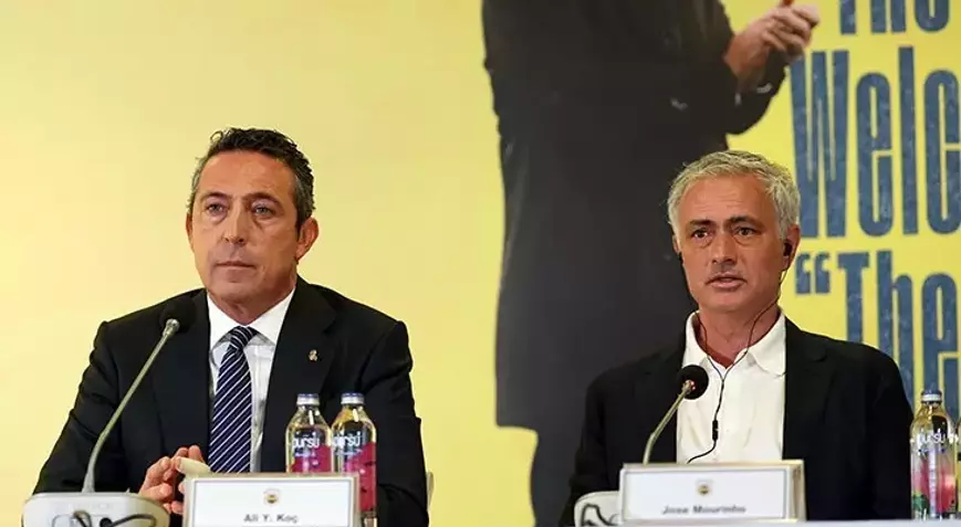 Fenerbahçe’de Acil Mourinho Toplantısı! Başkan Ali Koç ABD’den Bağlandı Fenerbahçe’de Acil Mourinho Toplantısı! Başkan Ali Koç ABD’den Bağlandı