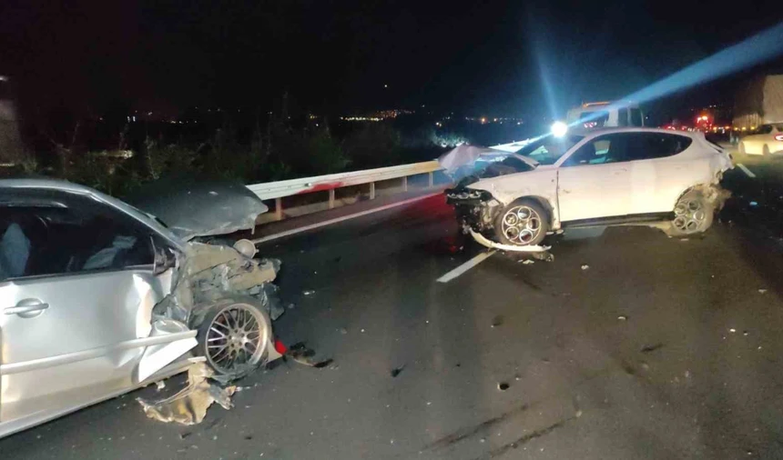 Gebze-Orhangazi-İzmir Otoyolu'nda Zincirleme Kaza: 1 Ölü, 7 Kişi Yaralı