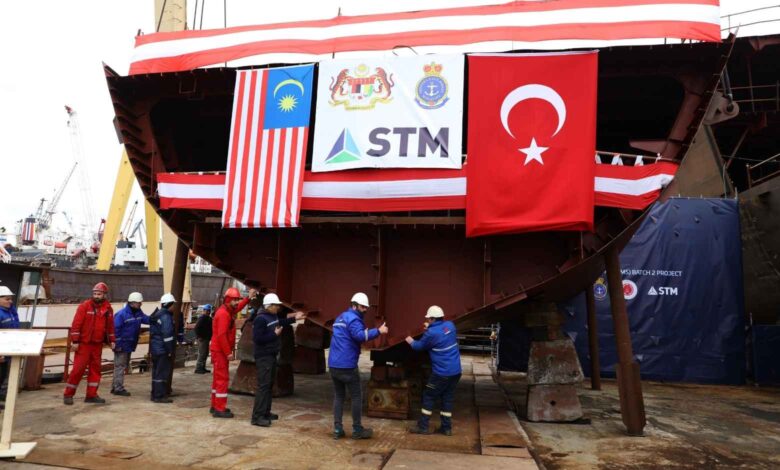 Malezya Korvet Projesi’nde Blok Kızağa Koyma Töreni Gerçekleştirildi Malezya Korvet Projesi’nde Blok Kızağa Koyma Töreni Gerçekleştirildi