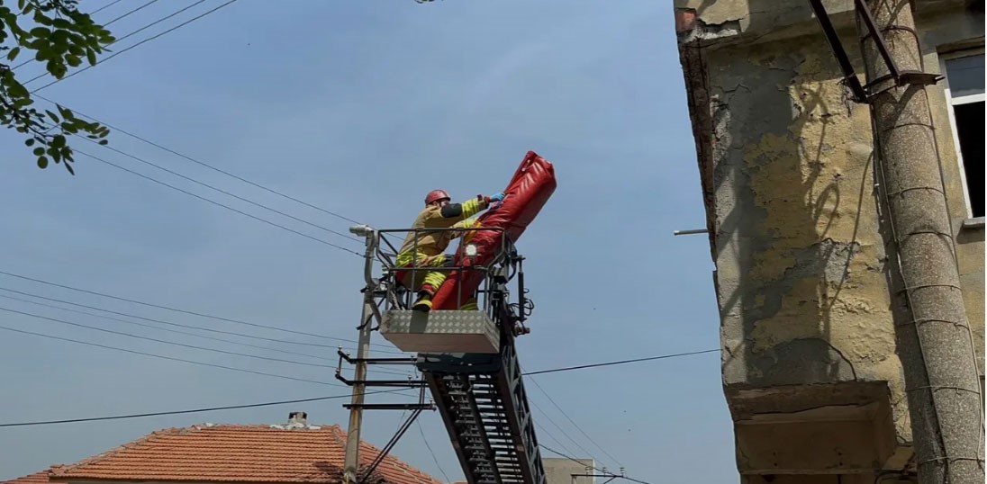 Kırkağaç’ta Talihsiz Olay: Elektrik Tellerine Temas Eden Vatandaş Ağır Yaralandı
