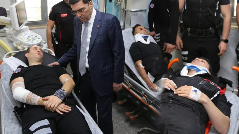 Şanlıurfa’da Yunus Timleri Kaza Yaptı: 4 Polis Yaralı Şanlıurfa’da Yunus Timleri Kaza Yaptı: 4 Polis Yaralı