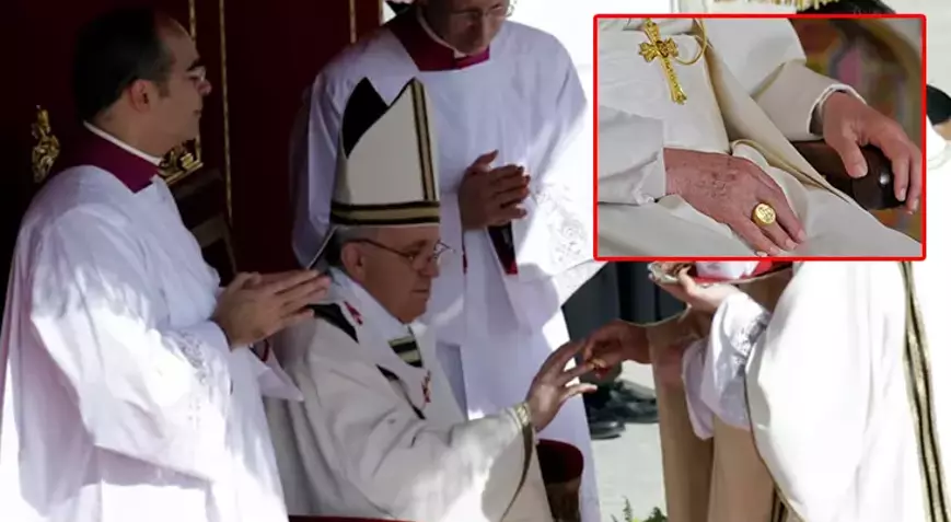 Papa'nın Mührü Kırılıyor! Balıkçı Yüzüğü Törenle Yok Edilecek Papa'nın Mührü Kırılıyor! Balıkçı Yüzüğü Törenle Yok Edilecek