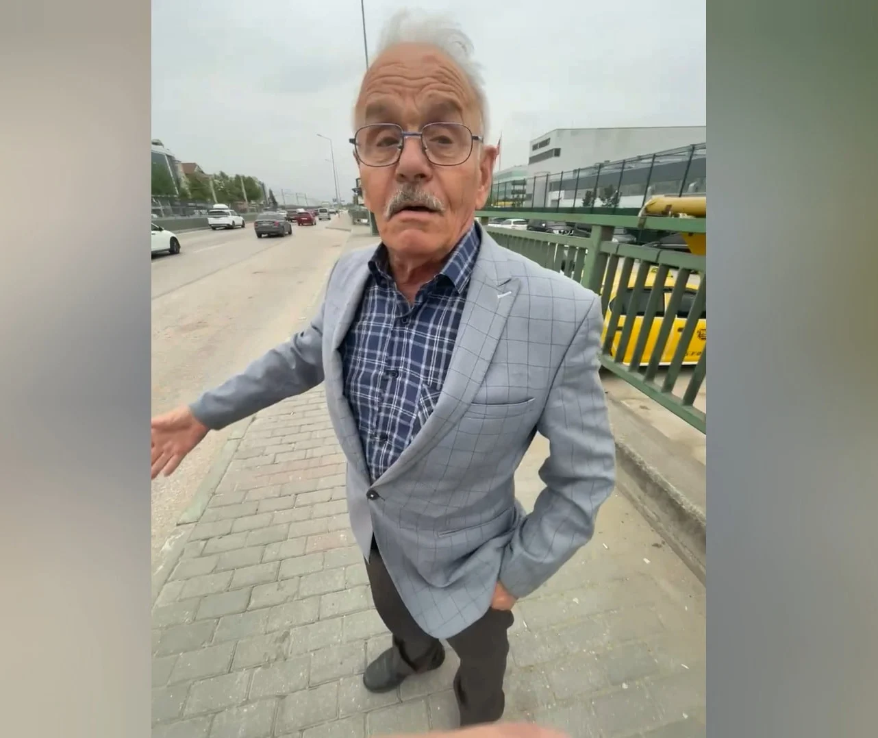 Gülme Oğlum Gülme” Diyerek Eşini Aradı, O Anlar Sosyal Medyada Viral Oldu