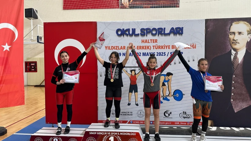 Denizlili Hayrunnisa Karaca, Halterde Türkiye Şampiyonu Oldu